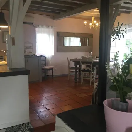 Chambre D'Hote En Maison De Campagne *