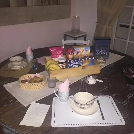 Chambre D'Hote En Maison De Campagne *